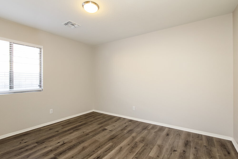 Building Photo - 13812 W Ocotillo Ln