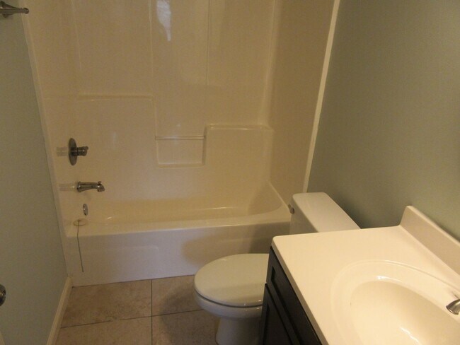 Building Photo - 2413 Astrid Ln