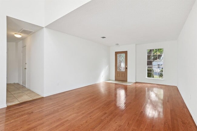 Building Photo - 13302 Black Canyon Dr