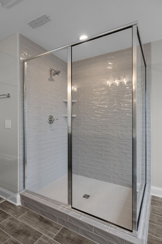 Building Photo - 1910 Gracie Bug Lp