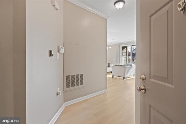 Building Photo - 12909 Alton Square