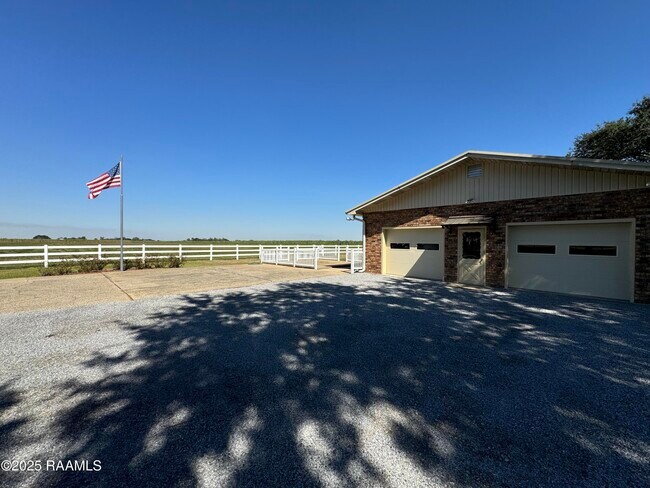 Building Photo - 13306 Louisiana Hwy 697 N