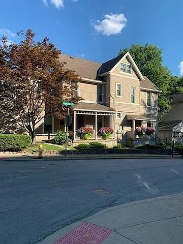 Building Photo - 2119 Grandin Rd