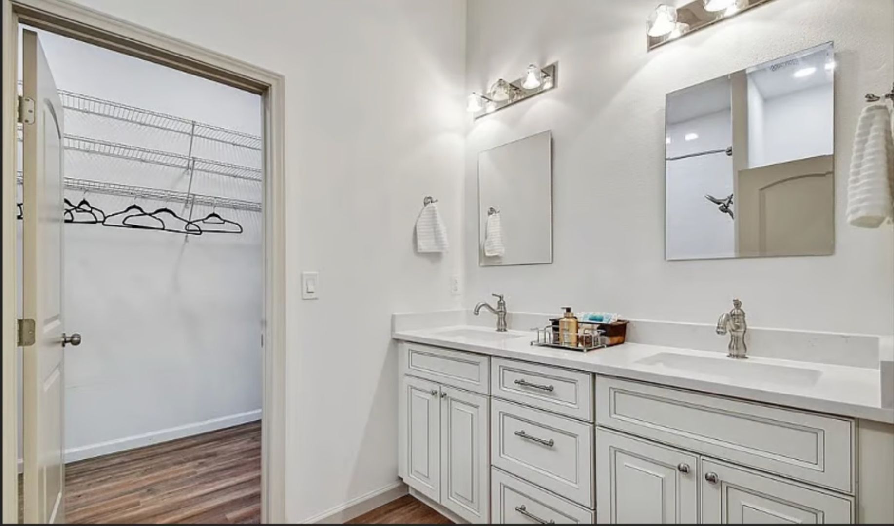 Building Photo - 210 Cottage St