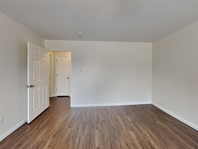 Building Photo - 22115 Guston Hall Ln