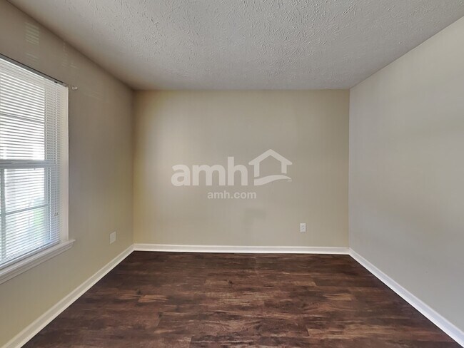 Building Photo - 3427 Talavera Dr