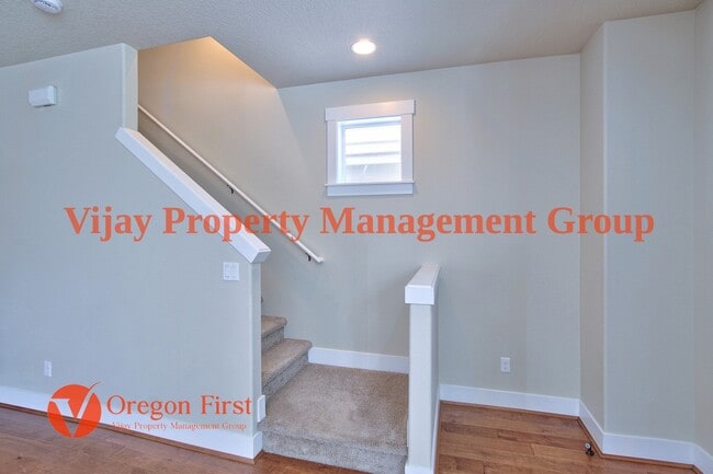 Building Photo - 410 SW Basilone Terrace