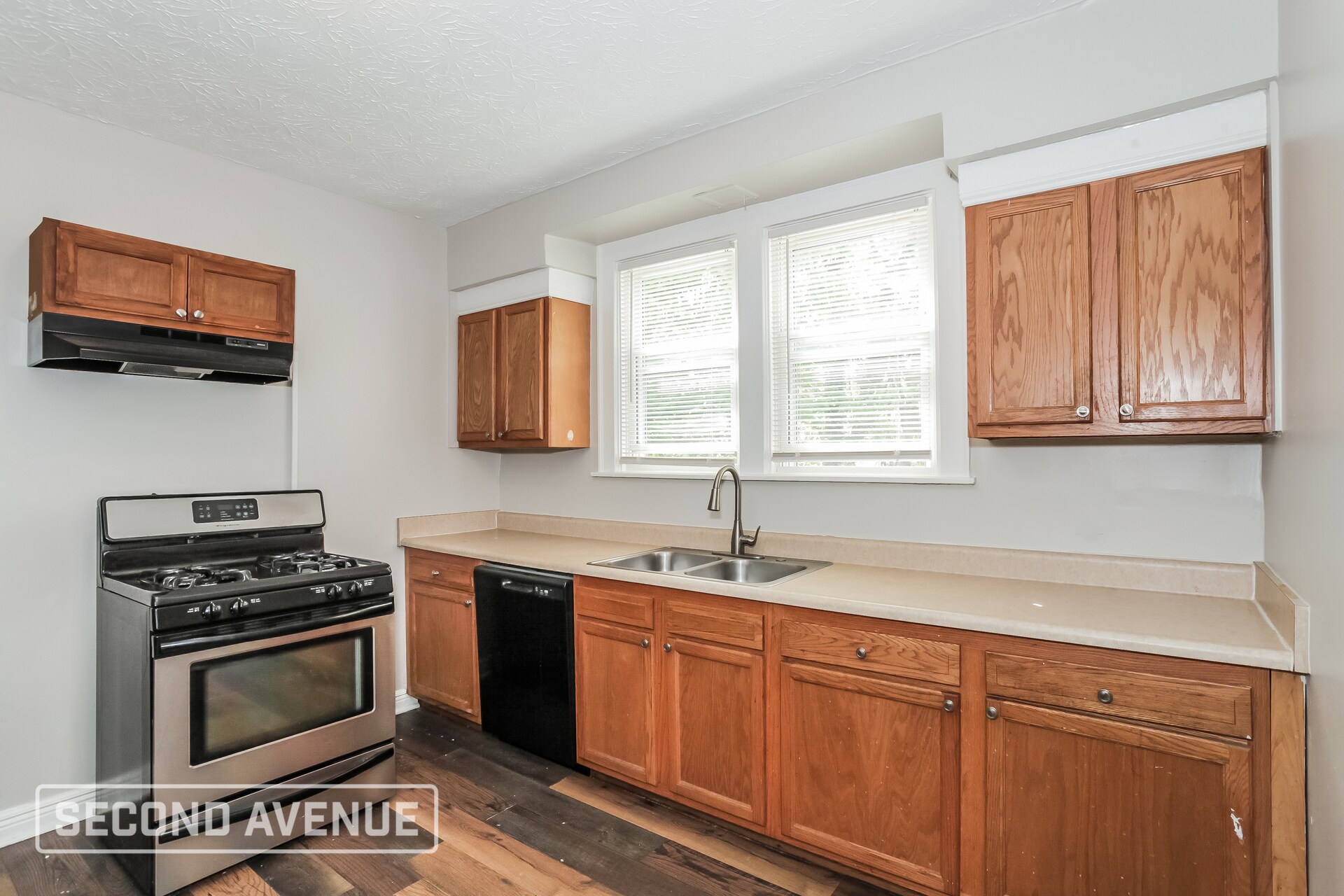 Building Photo - 3121 Cavanaugh Ave