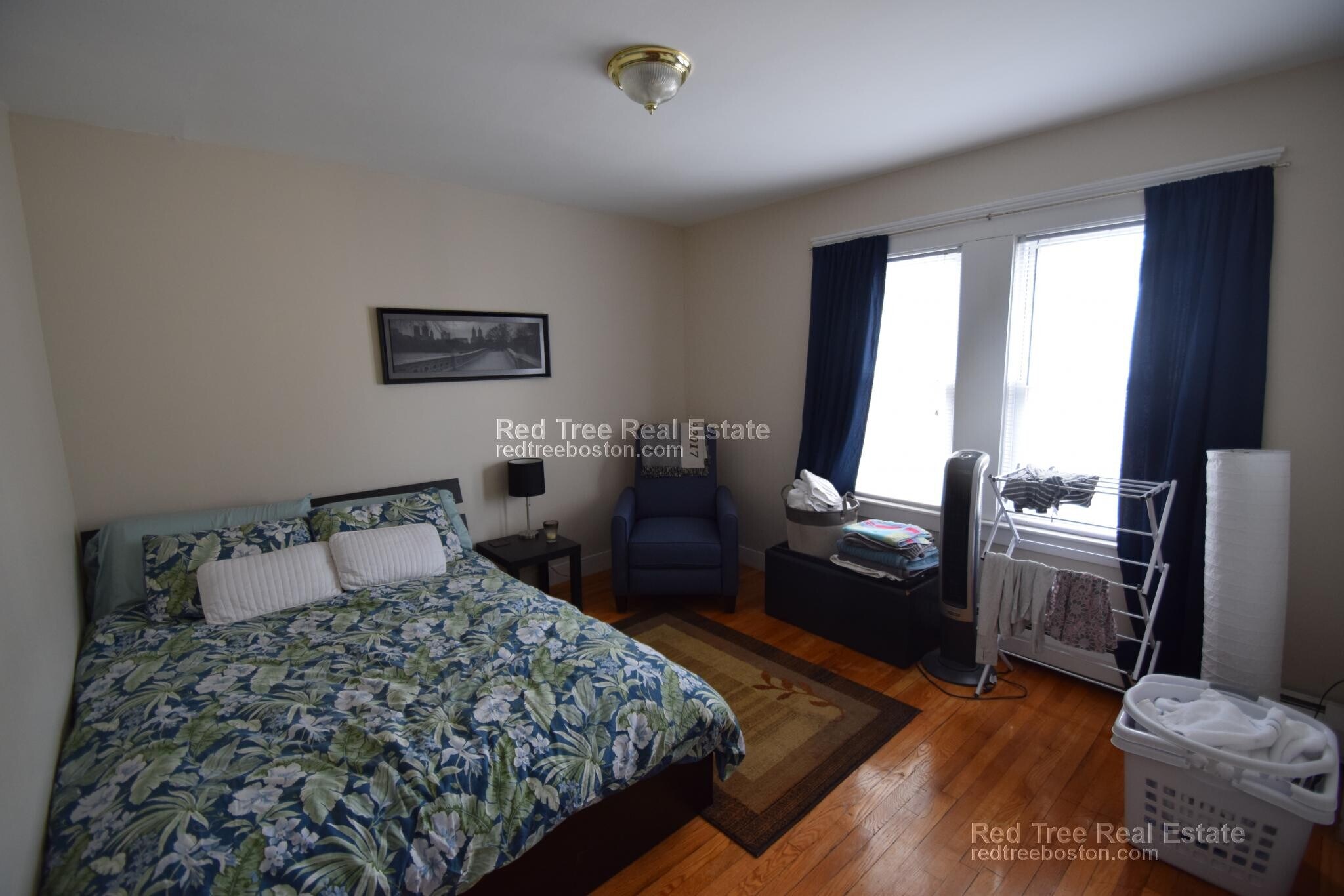 Building Photo - 416 Baker St