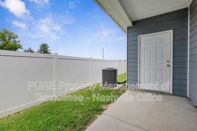 Building Photo - 539 Ellen Rd