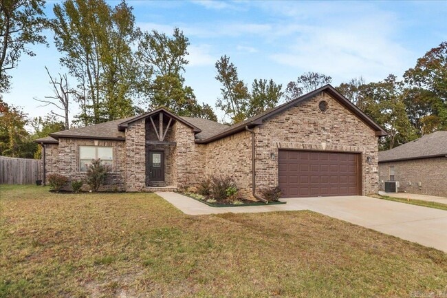 Building Photo - 30 Chesapeake Dr