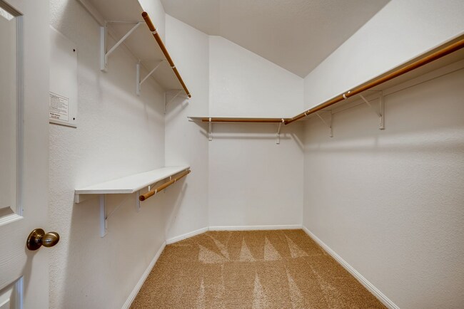 Building Photo - 2606 Mingus Dr