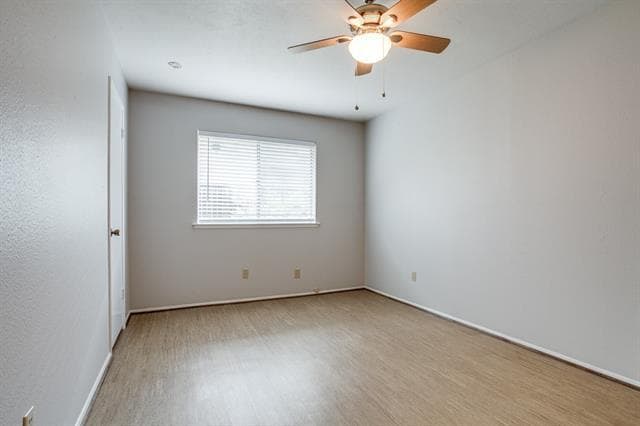 Building Photo - 1308 Grinnell Dr