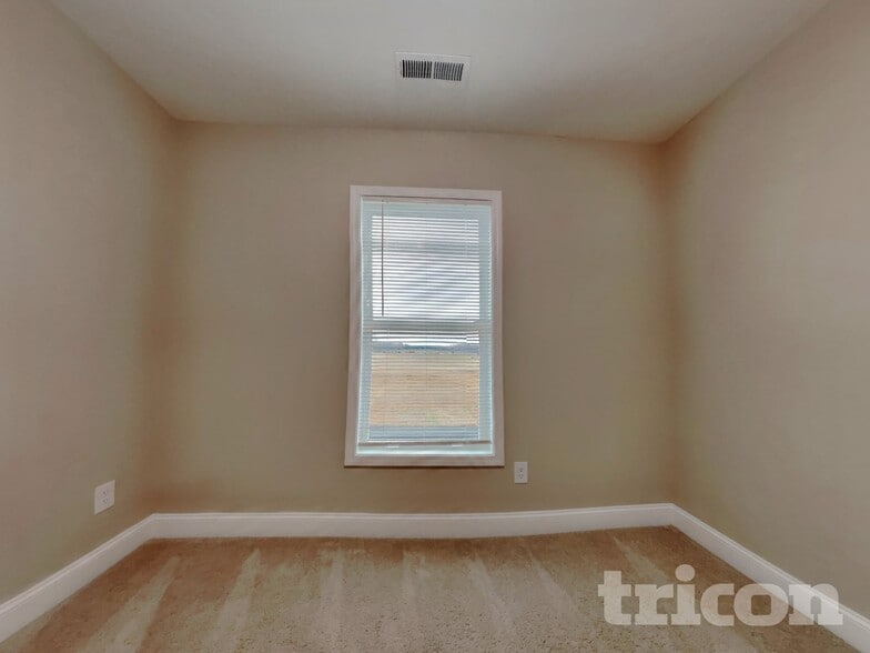 Building Photo - 49 Fish Whistle Ct