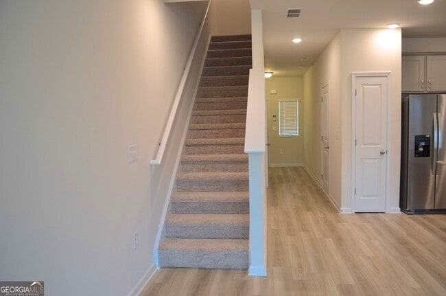 Building Photo - 4261 Notting Hill Dr SW