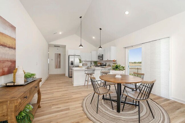 Building Photo - Brand New Townhome in Goddard, KS!!