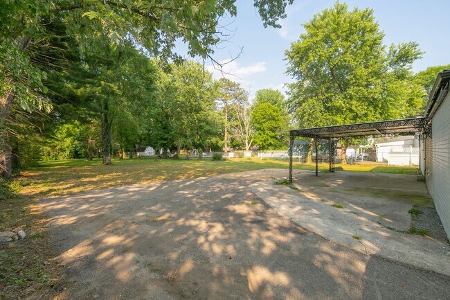 Building Photo - 1229 Berwick Trail