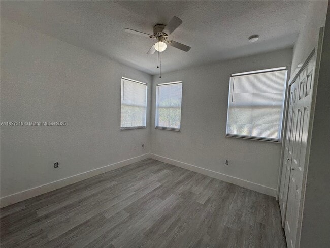 Building Photo - 11362 SW 137th Pl