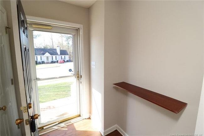 Building Photo - 2324 Maybrook Dr