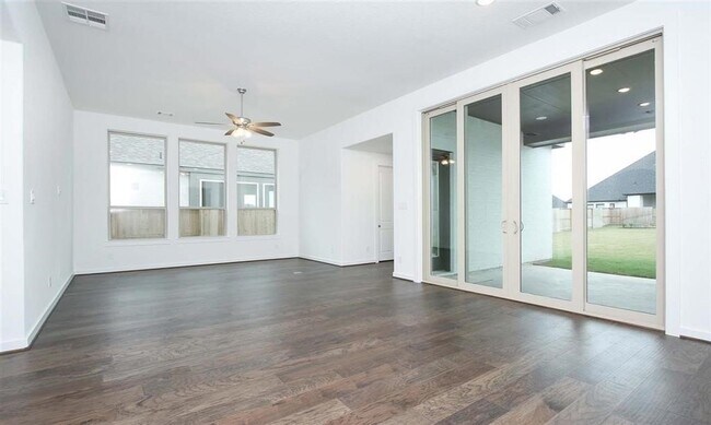 Building Photo - 9634 Wright Dr