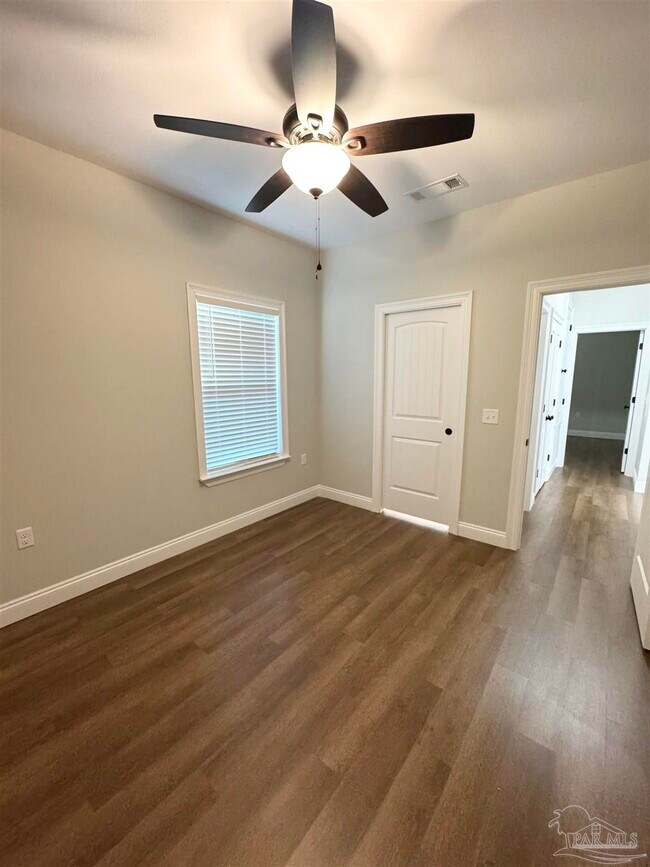 Building Photo - 3294 Damon Dr