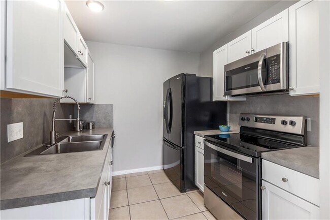 Building Photo - 11523 Kempwood Dr