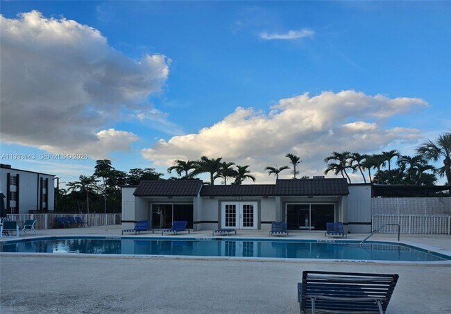 Building Photo - 5122 NW 79th Ave