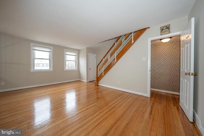 Building Photo - 130 Ivy Ct