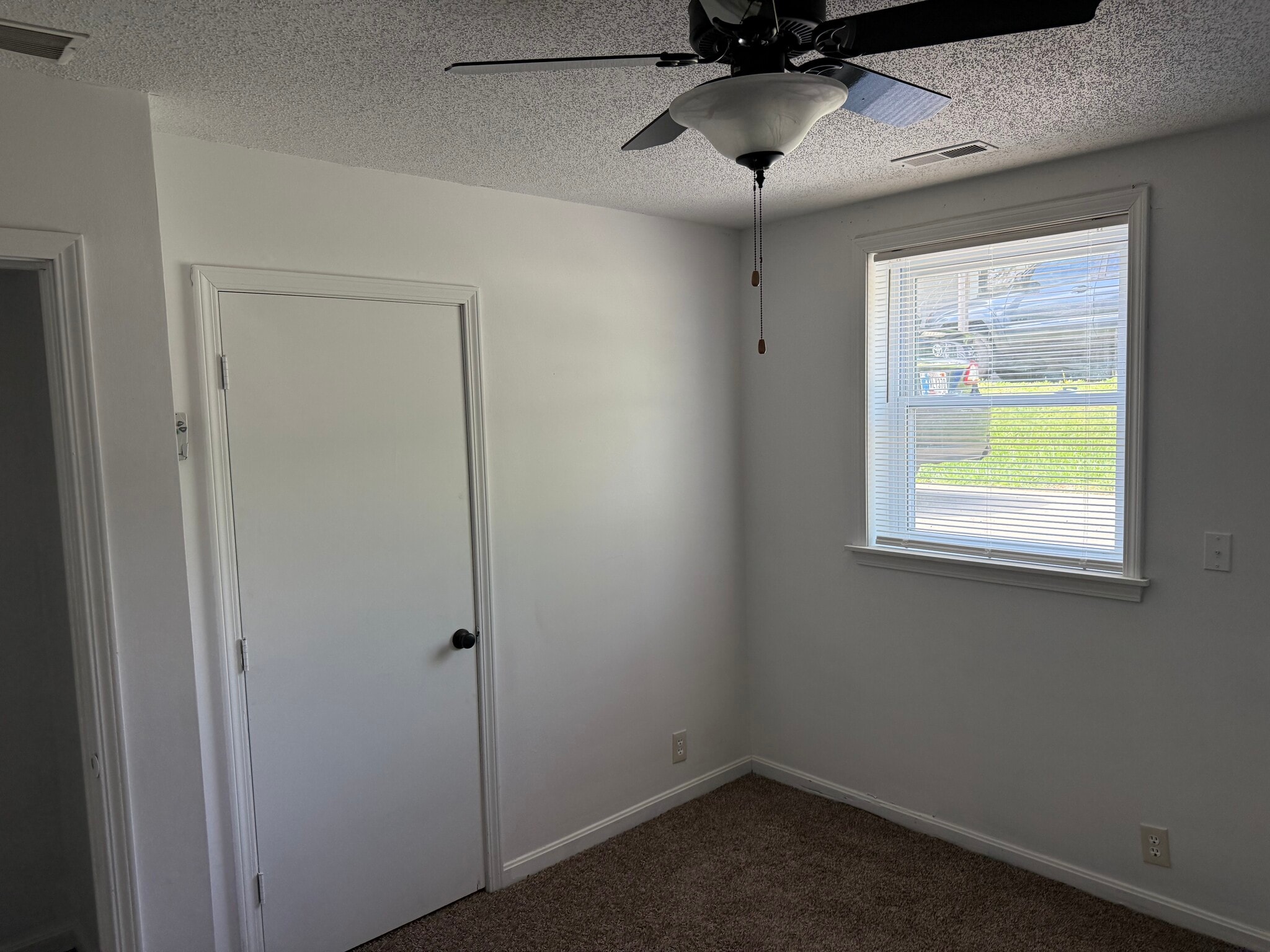 Building Photo - 6523 Heathervale Ct