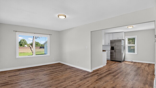 Building Photo - 3582 N Milford Rd