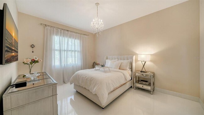 Building Photo - 1111 Mallorca Dr