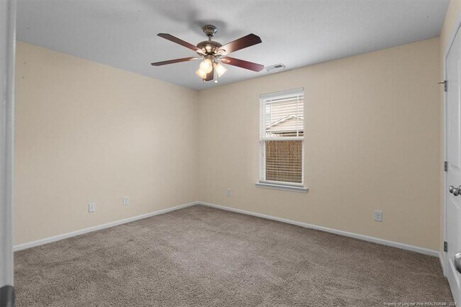 Building Photo - 2108 Heathcote Dr