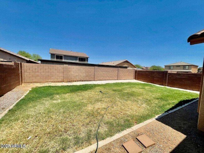 Building Photo - 15412 W Mescal St