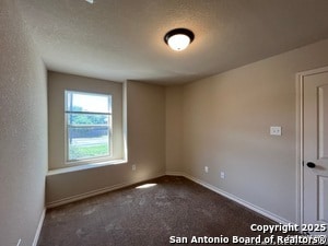 Building Photo - 6934 Lakeview Dr.