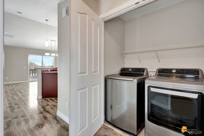 Building Photo - RARE FIND! Updated Government Hill Duplex w/ Private Garage! 5 minutes to Elmendorf AFB.