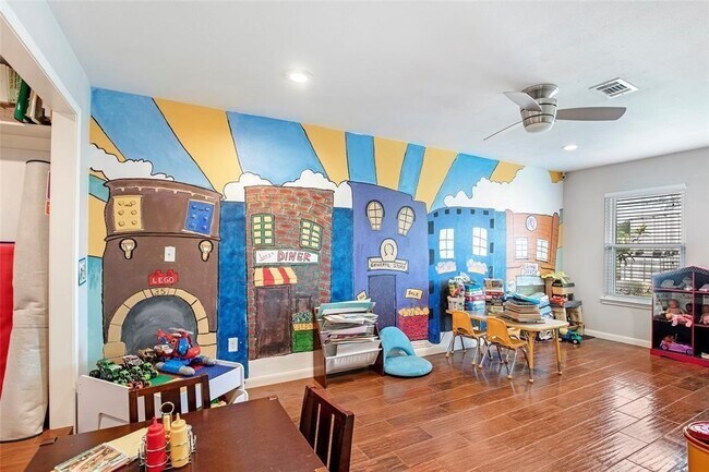 Building Photo - 5302 Treaschwig Rd