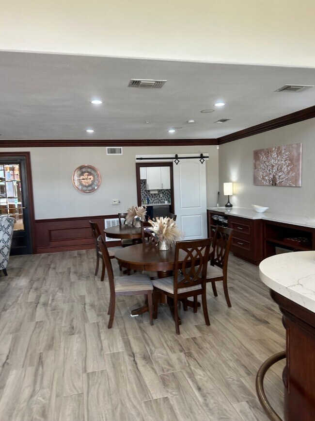 Building Photo - 2299 Lone Star Dr