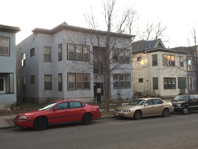 Building Photo - Bates Conway Apartments