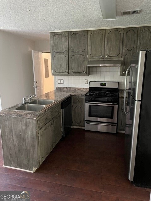 Primary Photo - 20 Bridgewater Dr