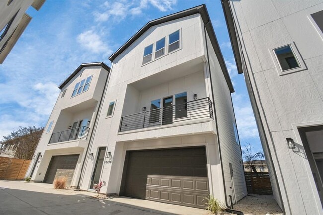 Building Photo - 1507 Robin St