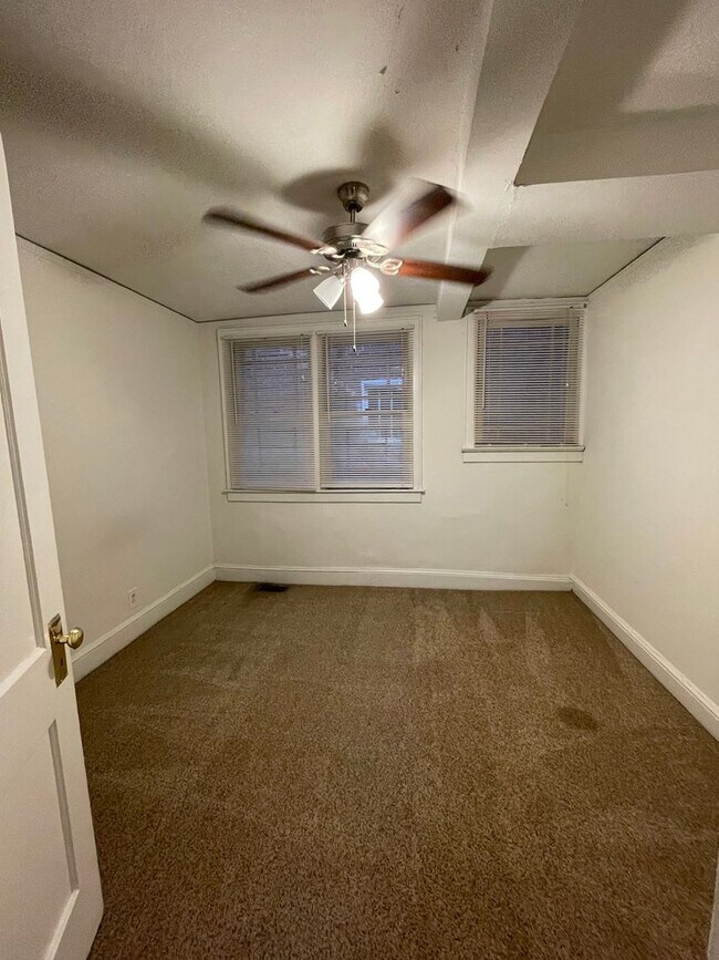 Interior Photo - Ponce Properties