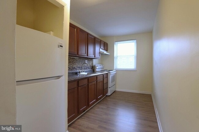 Building Photo - 4329 Halley Terrace SE