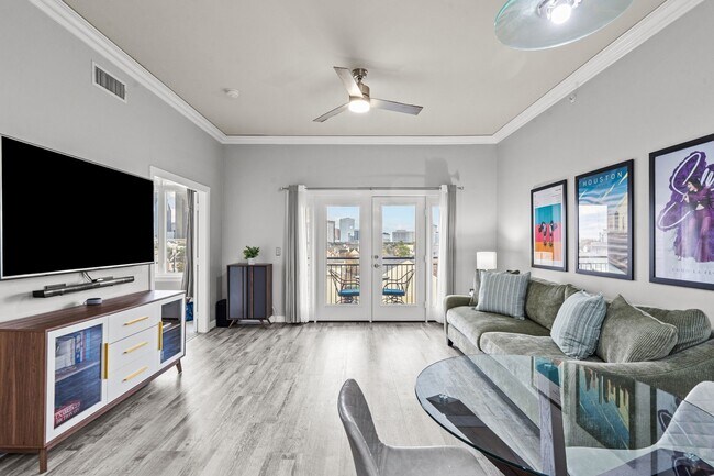 Building Photo - 1900 Genesee St