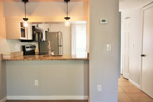 Building Photo - 2522 Lancien Ct