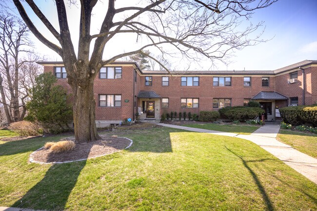 Building Photo - 154 Martling Ave