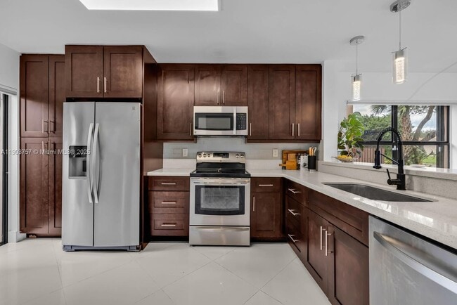 Building Photo - 10731 NW 14th St