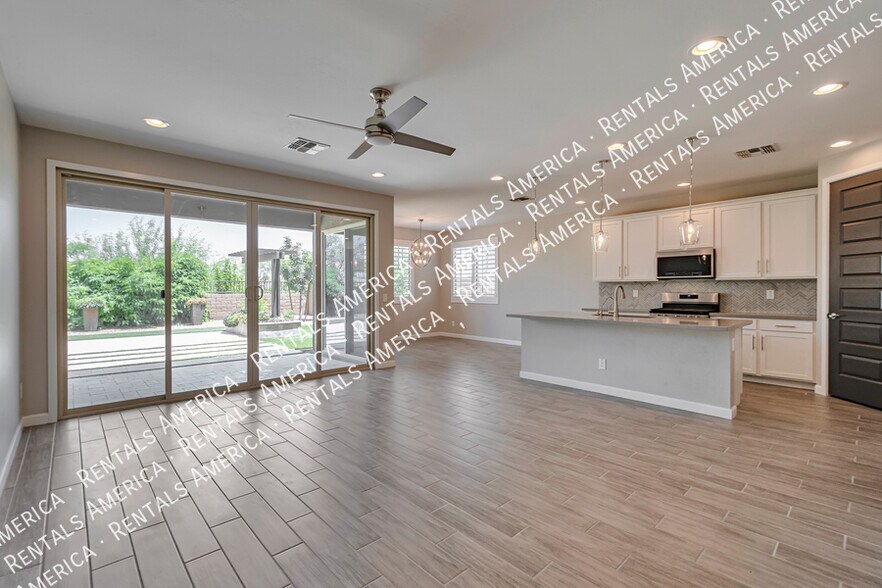 Building Photo - 22770 E Rosa Rd