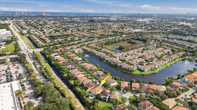 Building Photo - 1085 Center Stone Ln