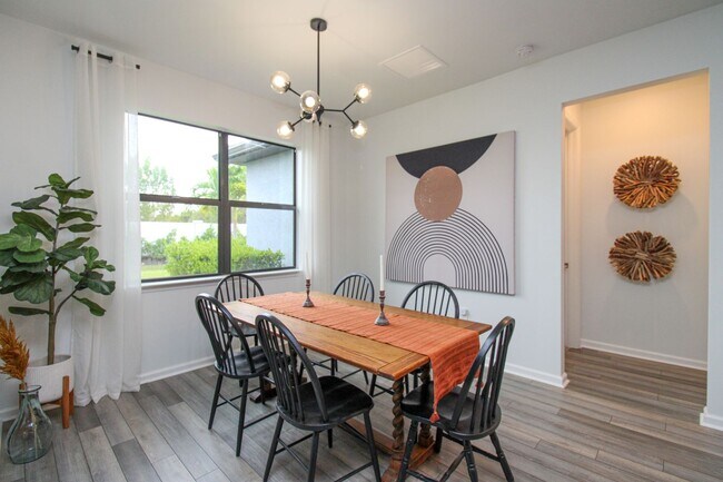 Building Photo - ** STUNNING 2012 NEW CONSTRUCTION 3/2 HOME...