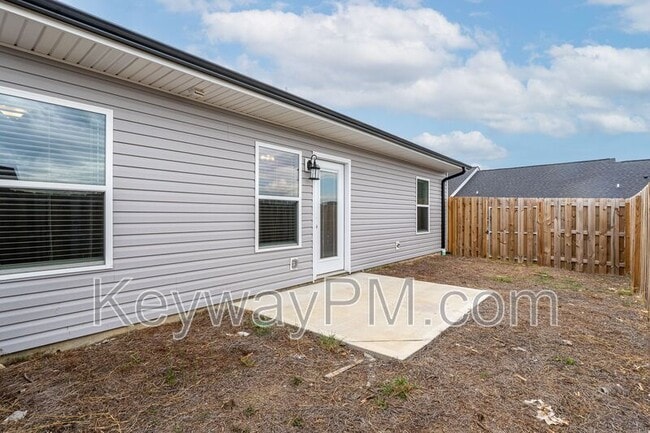 Building Photo - 5017 Greer Dr